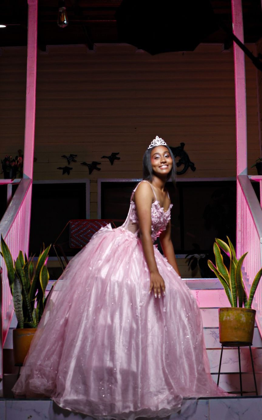 Quinceañeros — 10